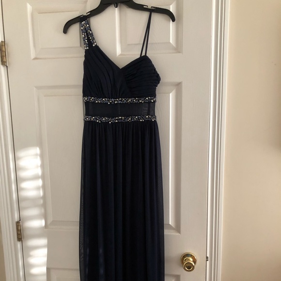 Prom dress size 1 - Picture 2 of 3